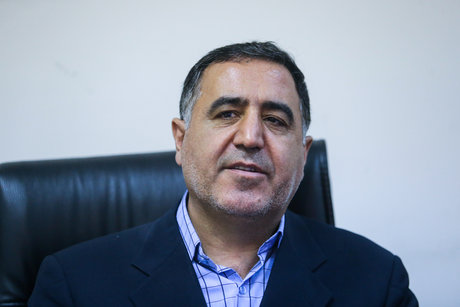 نطق تند و تیز یک نماینده مجلس: قاچاقچی خود ماییم!