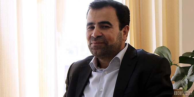 رییس‌جمهور به کارشناسان اقتصادی فراخوان دهد
