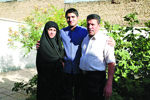 پدیده کنکور ۹۷: به تهران نمیآیم، از ایران هم نمیروم پدیده کنکور ۹۷: به تهران نمیآیم، از ایران هم نمیروم