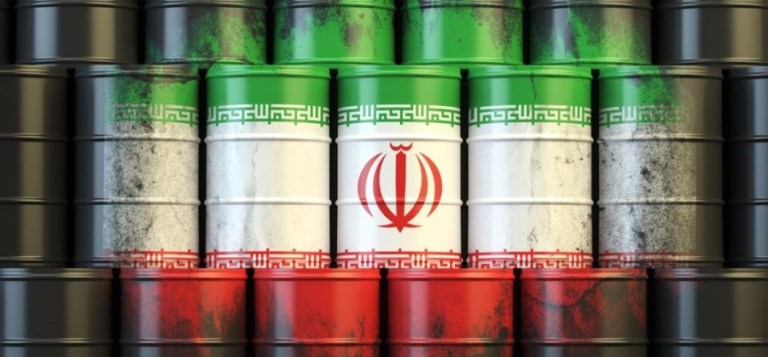 عربستان برای استفاده از تحریمهای ایران، ذخیره نفت را آغاز کرد عربستان برای استفاده از تحریمهای ایران، ذخیره نفت را آغاز کرد