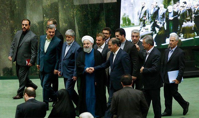 حسن روحانی، مجلس، یکشنبه سیاه و افشاگری! حسن روحانی، مجلس، یکشنبه سیاه و افشاگری!