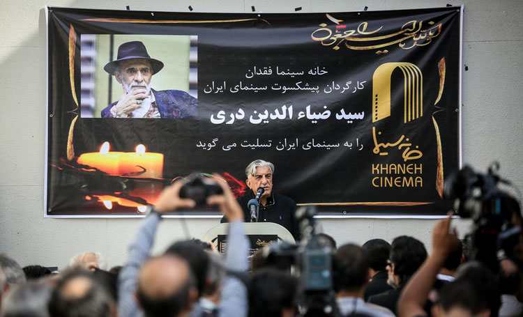 سخنرانی چهرهها در تشییع جنازه سیدضیاء الدین دری سخنرانی چهرهها در تشییع جنازه سیدضیاء الدین دری