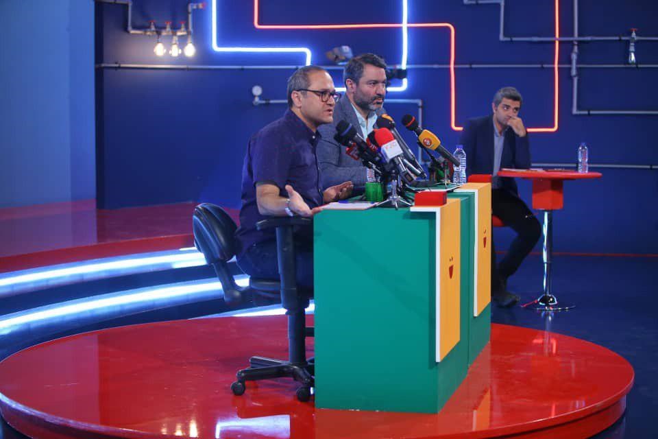 رامبد جوان: حمایت مالی سپاه از «خندوانه» شوخی است! رامبد جوان: حمایت مالی سپاه از «خندوانه» شوخی است!
