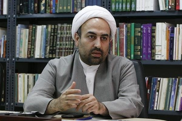 زائری علیه زیباکلام!