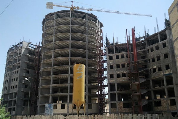 آپارتمان نوساز را نه کسی می‌فروشد، نه کسی می‌خرد