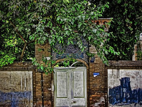 اولین بار چه کسی از 