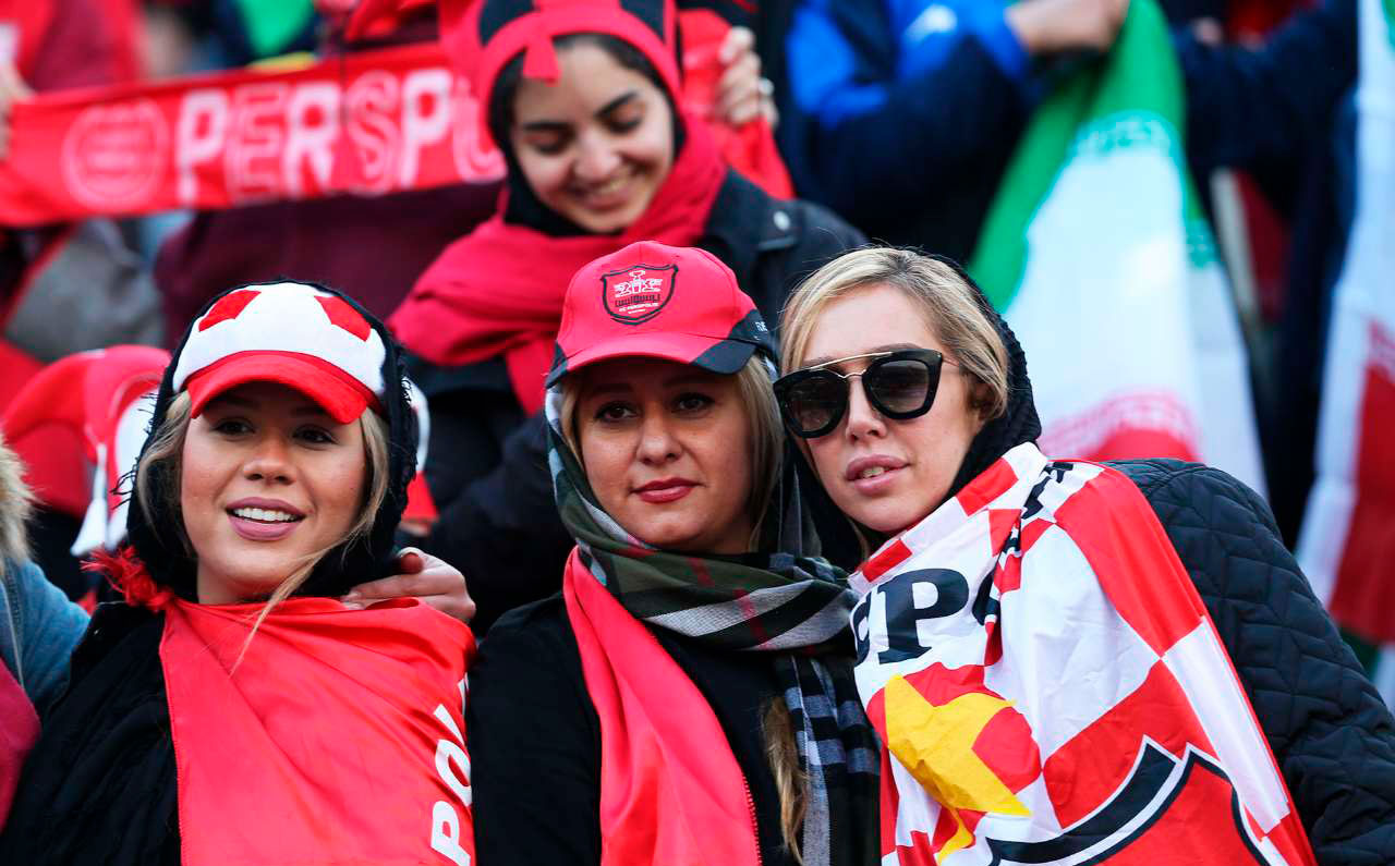 (تصاویر) دختران پرسپولیسی در آزادی (تصاویر) دختران پرسپولیسی در آزادی