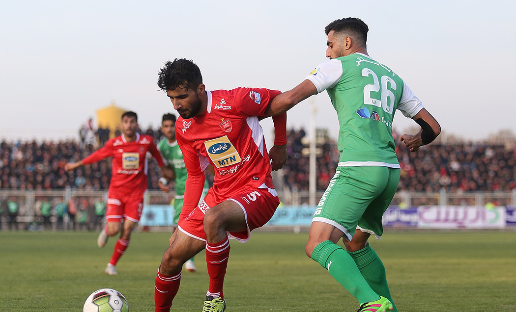 پرسپولیس در آخرین لحظه از سد ماشینسازی گذشت پرسپولیس در آخرین لحظه از سد ماشینسازی گذشت