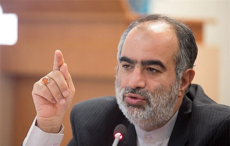 حسامالدین آشنا: تا رفع حصر یک پوسته مانده است حسامالدین آشنا: تا رفع حصر یک پوسته مانده است