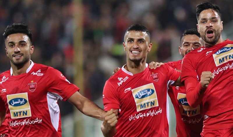 پرسپولیس ۲ -پیکان ۱؛ اعتراض آقا معلم به داوری پرسپولیس ۲ -پیکان ۱؛ اعتراض آقا معلم به داوری
