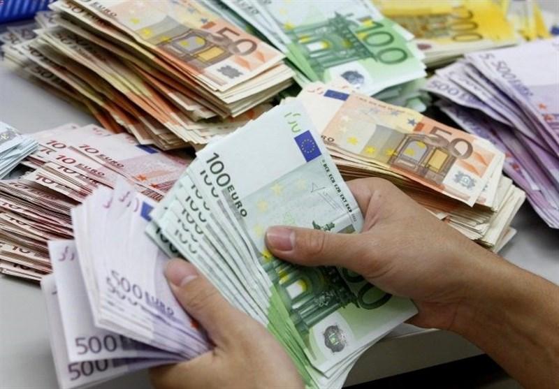 کاهش قیمت ارز مسافرتی کاهش قیمت ارز مسافرتی
