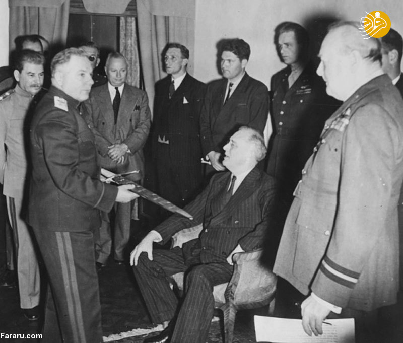 (تصاویر) در نشست تهران بین روزولت، استالین و چرچیل چه گذشت؟ (تصاویر) در نشست تهران بین روزولت، استالین و چرچیل چه گذشت؟