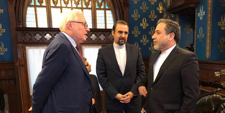رایزنی عراقچی و ریابکوف در مسکو