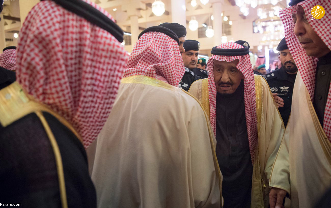 (تصاویر) اندوه ملک سلمان در تشییع جنازه برادرش