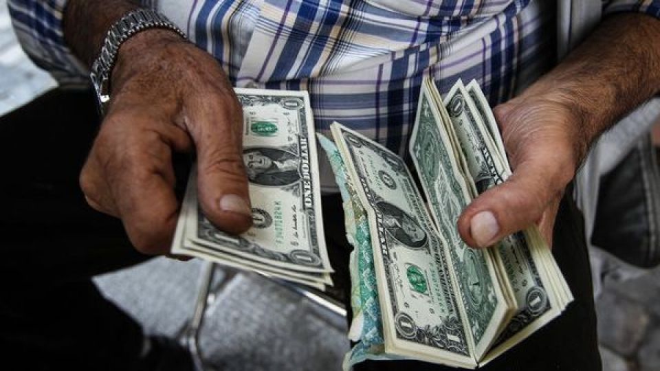 پدیده تازه بازار ارز؛ دلار کهنه می‌فروشیم