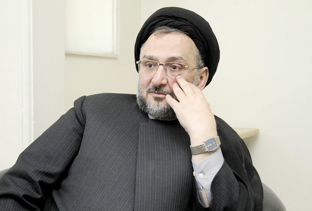 اشکها و لبخندهای یک سیاستمدار پس از تماشای دو فیلم اشکها و لبخندهای یک سیاستمدار پس از تماشای دو فیلم