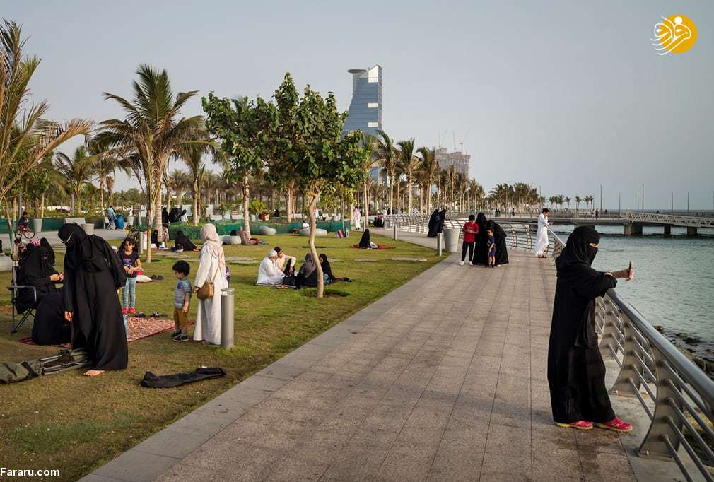 زنان عربستان از این پس با پیامک از 