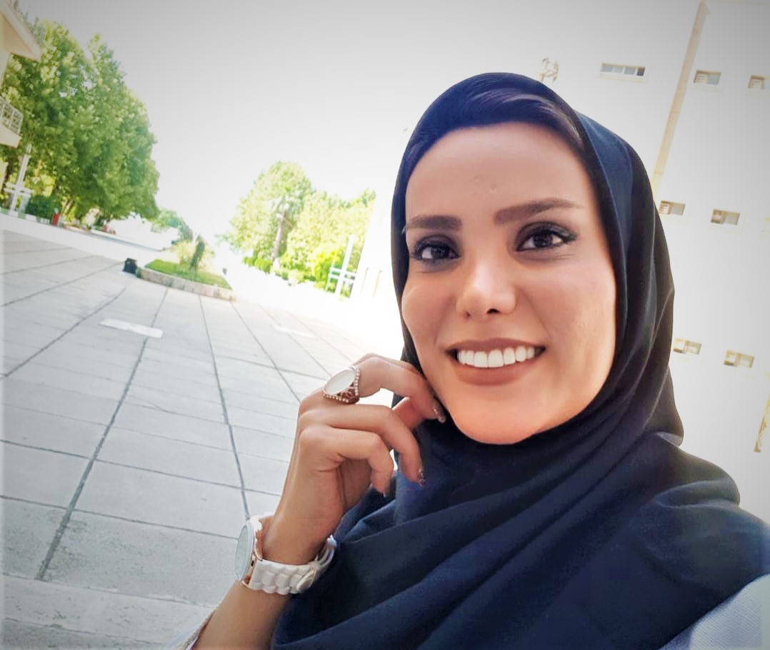 (تصویر) نخستین بانوی استندآپ کمدین ایرانی بر روی صحنه تئاتر (تصویر) نخستین بانوی استندآپ کمدین ایرانی بر روی صحنه تئاتر