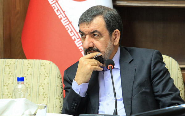 محسن رضایی: برخی به جوانان ما آمپول ضد مبارزه می‌زنند