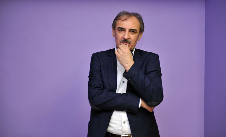 مدیر حراج تهران: از پذیرش آثار بالای ۱۰۰ سال معذوریم
