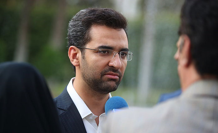 جدال دادستانی با آذری جهرمی/ حمایت روحانی از وزیر جوان جدال دادستانی با آذری جهرمی/ حمایت روحانی از وزیر جوان