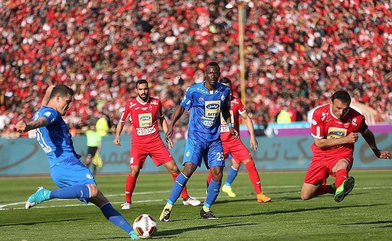 روش عجیب فروش بلیطهای دربی؛ بلیط استقلال گرانتر از پرسپولیس! روش عجیب فروش بلیطهای دربی؛ بلیط استقلال گرانتر از پرسپولیس!