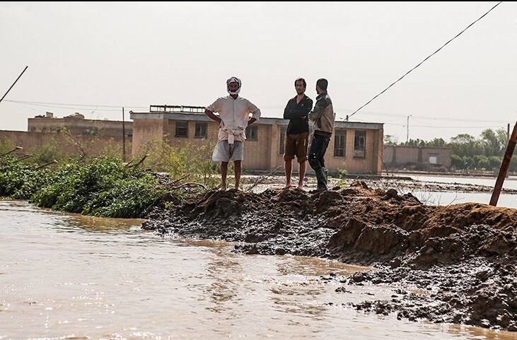 شهر «رُفیع» در خوزستان دوباره به محاصره سیلاب درآمد شهر «رُفیع» در خوزستان دوباره به محاصره سیلاب درآمد
