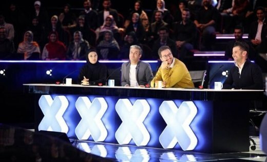انتقاد از تمسخر یک سرود باشکوه در «عصرجدید»
