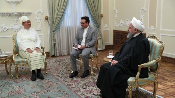 دریافت استوار نامه سفرای جدید شش کشور