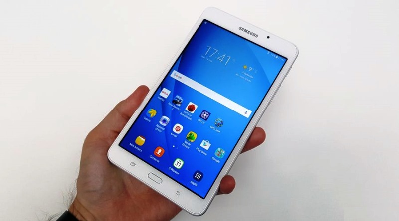 Galaxy Tab A. یا ZenPad 8؛ دوئل دو تبلت پرفروش در بازار ایران Galaxy Tab A. یا ZenPad 8؛ دوئل دو تبلت پرفروش در بازار ایران
