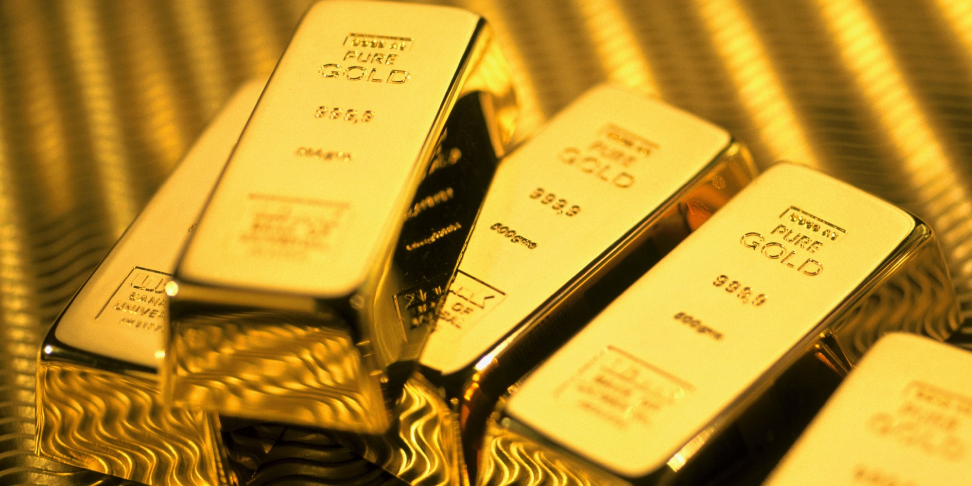 طلای جهانی از مرز ۱۳۰۰ دلار رد میشود؟ طلای جهانی از مرز ۱۳۰۰ دلار رد میشود؟