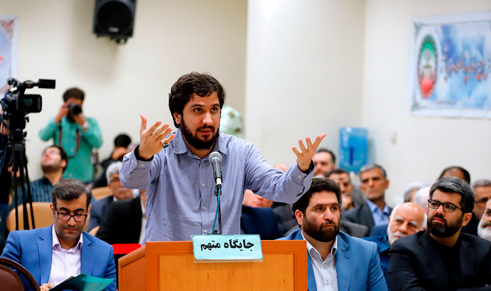 دادگاه پرونده بانک سرمایه؛ اعلام اتهامات هادی رضوی/ رضوی: مرا به عنوان داماد شریعتمداری محاکمه نکنید