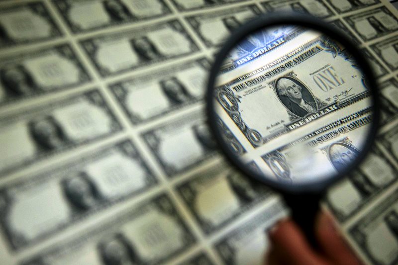بازار متشکل ارزی چگونه میتواند قیمت دلار را کاهش دهد؟ بازار متشکل ارزی چگونه میتواند قیمت دلار را کاهش دهد؟