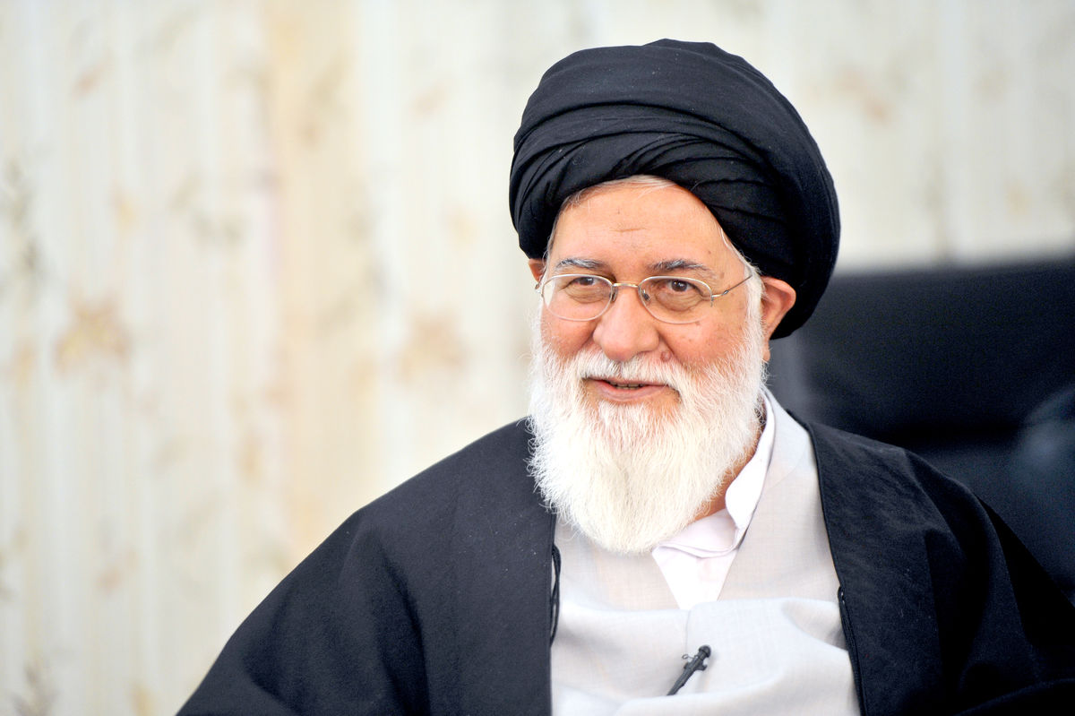 جامعه با آقایان 