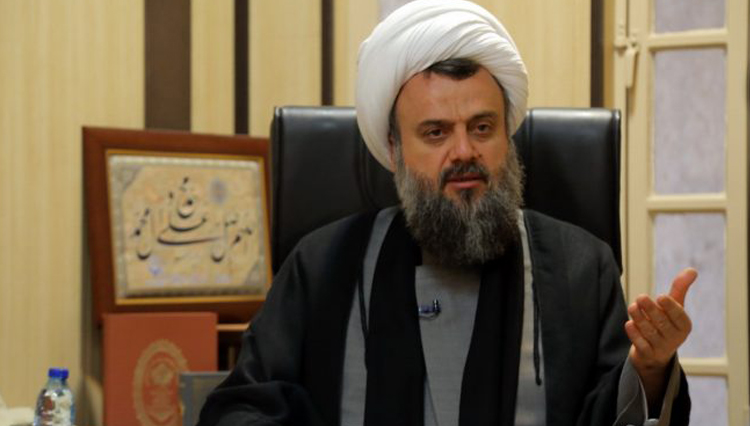 مردم با قشری از علما برخورد عمومی دارند که عالمان تراز اول نیستند