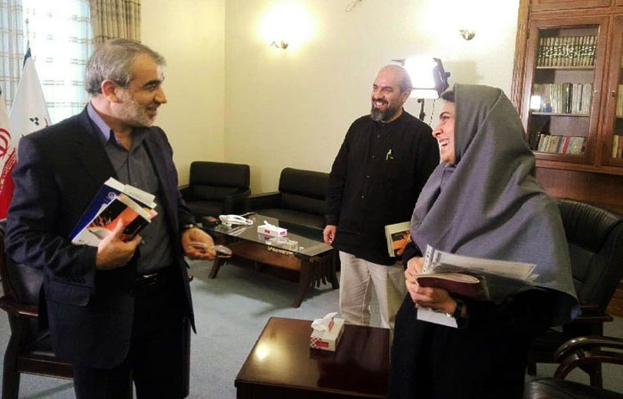 ماجرای دیدار پگاه آهنگرانی با کدخدایی/ جزییات مستندی درباره انتخابات 88 ماجرای دیدار پگاه آهنگرانی با کدخدایی/ جزییات مستندی درباره انتخابات 88