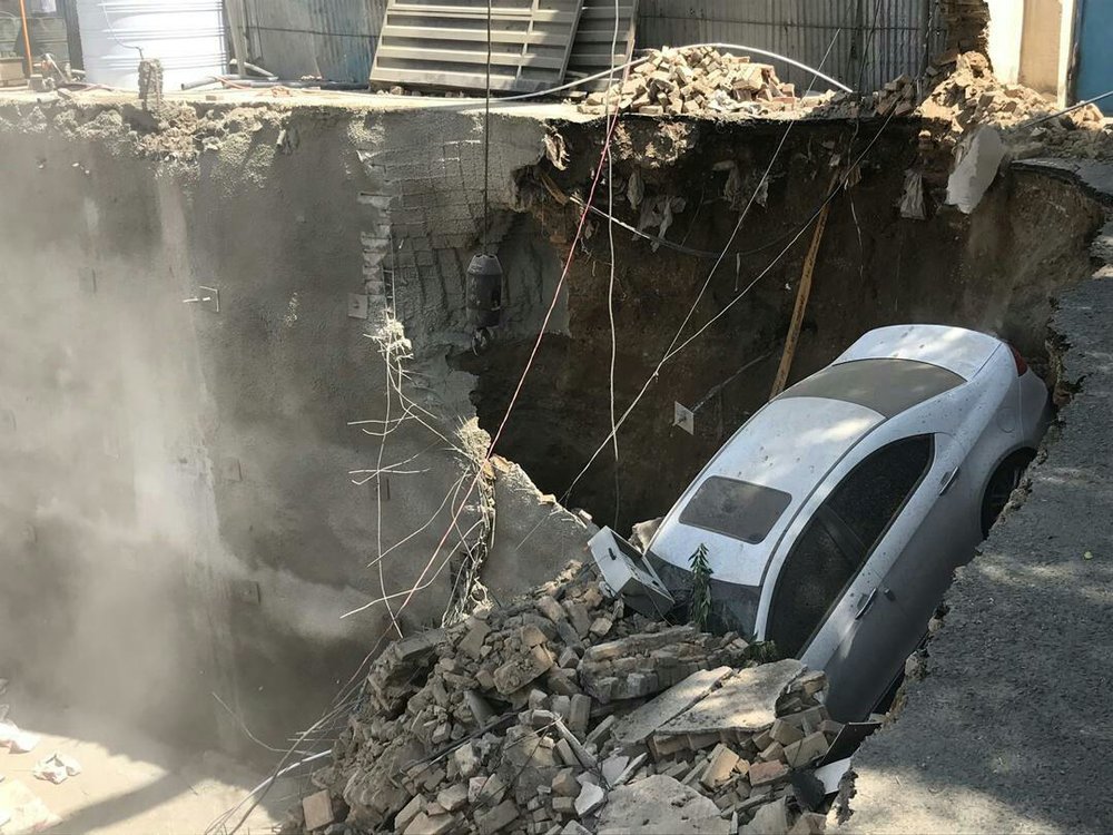 (تصاویر) مرگ دلخراش یک زن در حادثه ریزش آوار در وردآورد