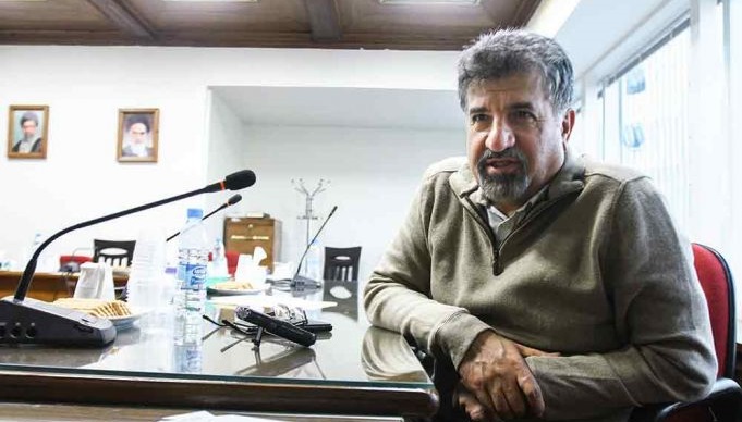 دکتر ناصر هادیان: برای «گفتگو» با آمریکا اعلام آمادگی کنیم
