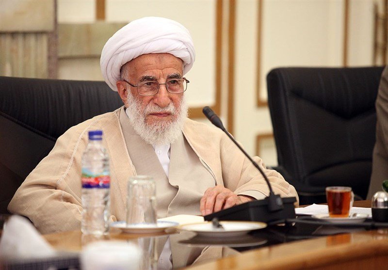 آیتالله جنتی: مشکلات با مردم شوخی ندارد آیتالله جنتی: مشکلات با مردم شوخی ندارد