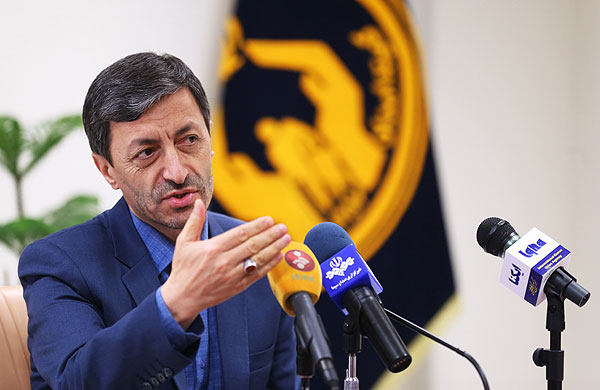 مردی برای تمام فصول پرویز فتاح
