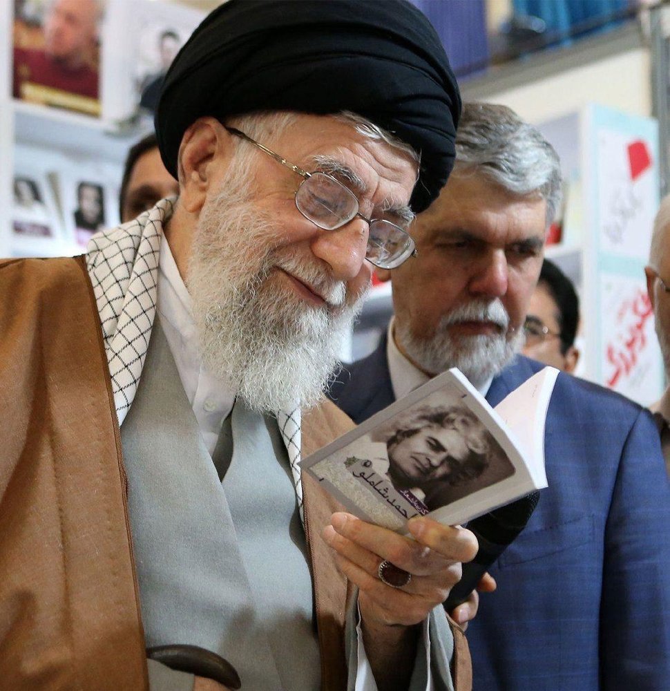 چرا شبکه ۳ شاملو را سلاخی کرد؟! چرا شبکه ۳ شاملو را سلاخی کرد؟!