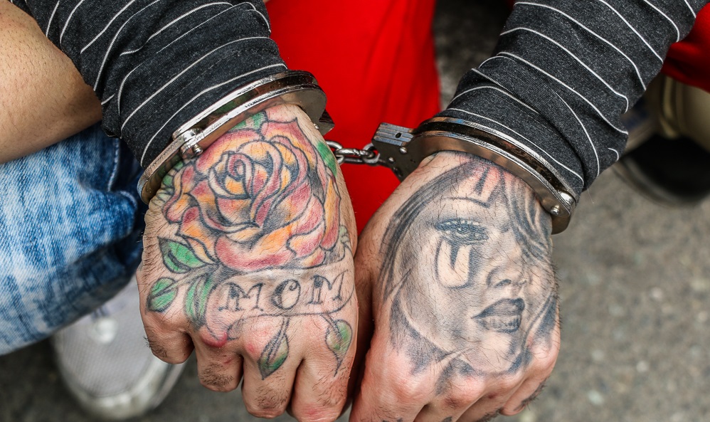 توصیه دو دُزد به «ایران خودرو» و «مردم»!