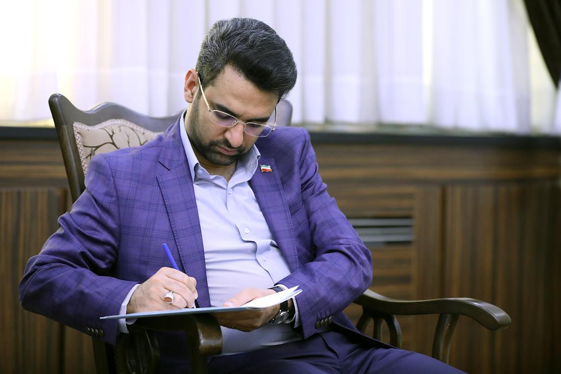 وزیر ارتباطات: معجزه شد وزیر شدم!
