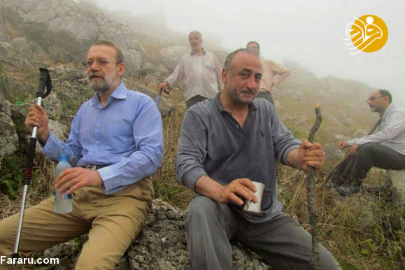 عکسی از علی لاریجانی در حال کوهنوردی