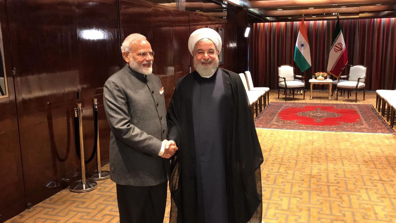 جزییات دیدار روحانی با نارندا مودی