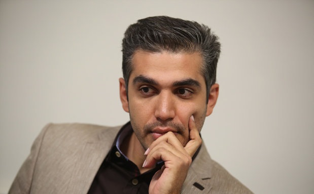 (تصاویر) ادعایی جنجالی درباره علی رضوانی؛ بیوگرافی علی رضوانی مجری ۲۰:۳۰