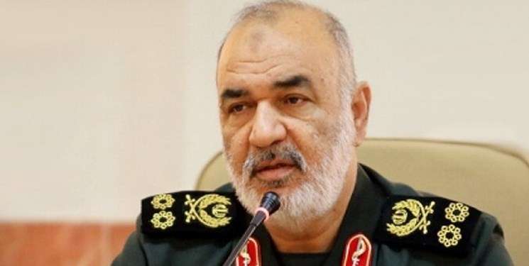 سردار سلامی: دست از فتنه برندارید، انتقام میگیریم