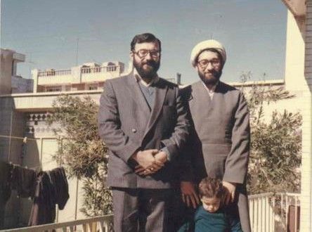 (عکس) تصویری قدیمی از صادق و جواد لاریجانی