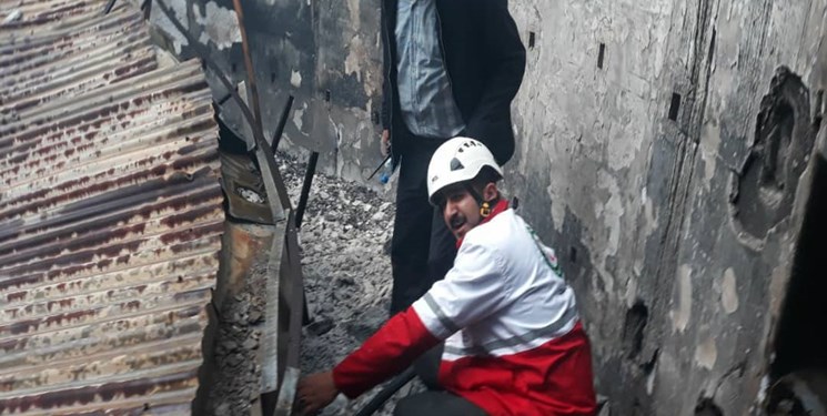 (ویدیو و تصویر) آتش‌سوزی گسترده در سینما هتل رامسر