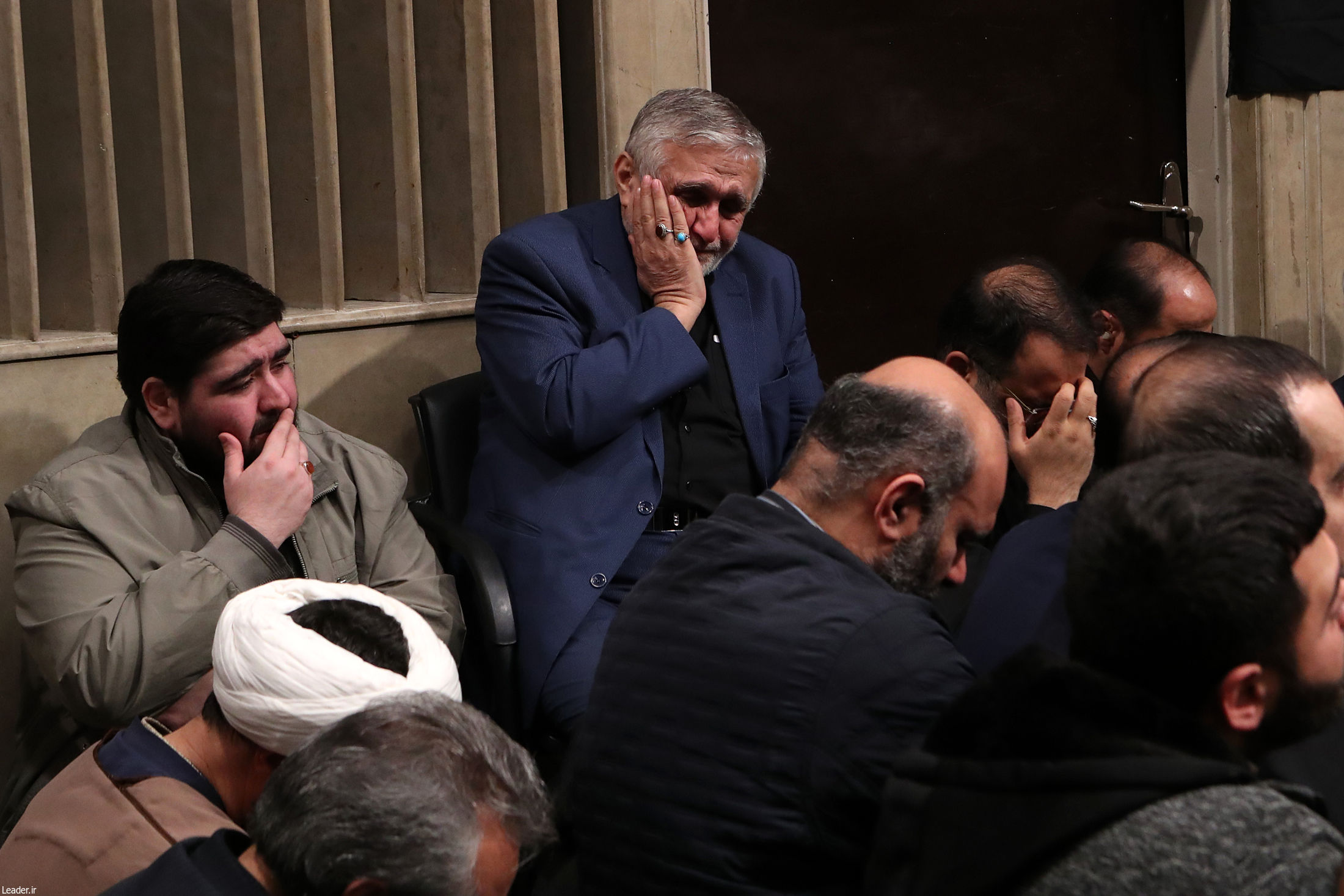 (تصاویر) مراسم عزاداری فاطمیه با حضور رهبر انقلاب
